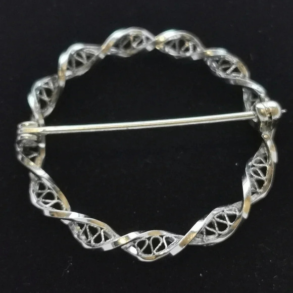 Sterling twist  brooch - Picture 2 of 2